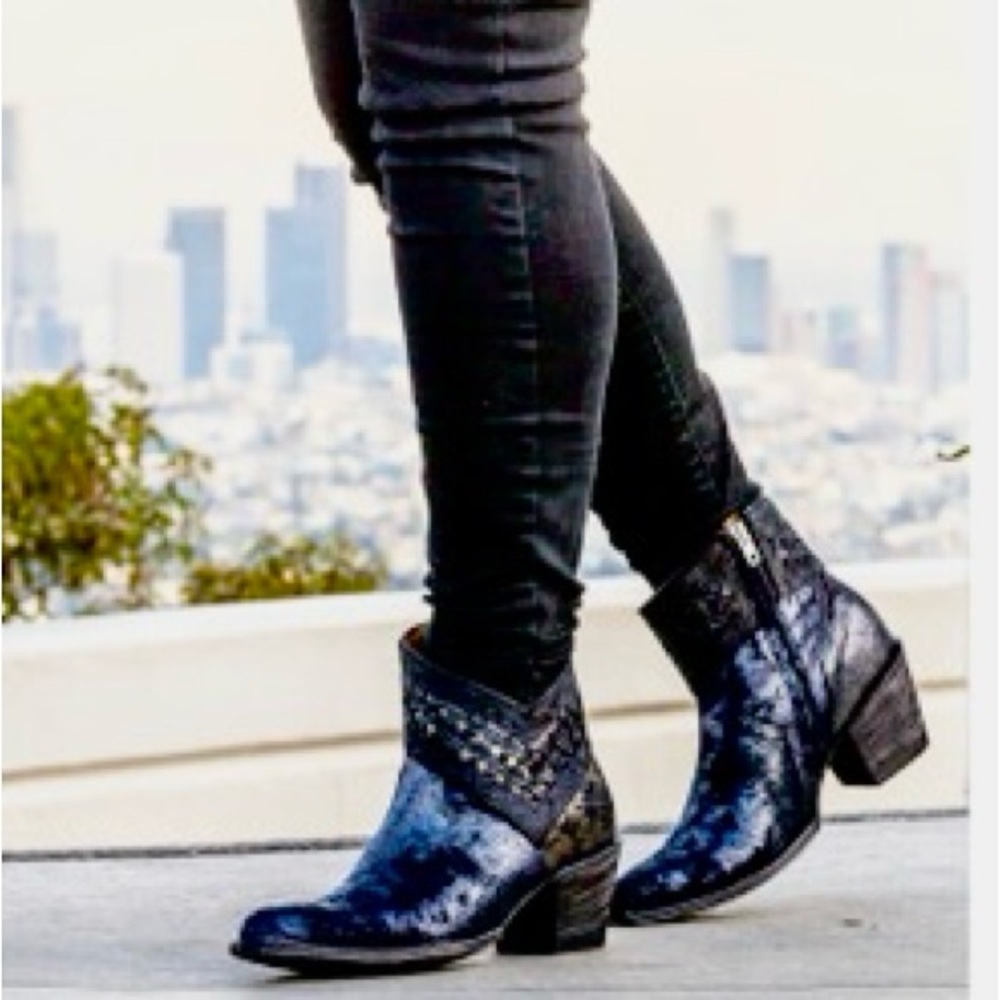 COPY - Old Gringo Saddle 7” Glazed Chocolate Leather Ankle Boots